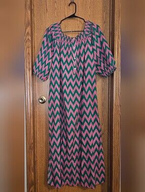 Pink and Green Chevron Maxi Dress - Casual Puff Sleeve